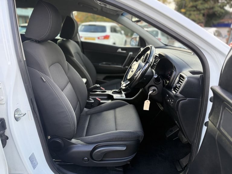 2017 Kia Sportage 1.7 CRDi ISG 2 5dr DCT Auto ESTATE DIESEL Automatic