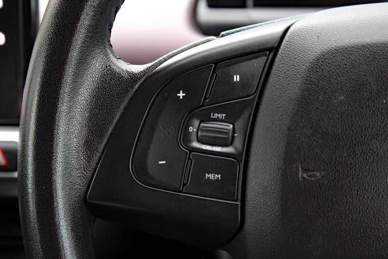 CITROEN C4 CACTUS 1.2 PureTech Feel Edition 2018