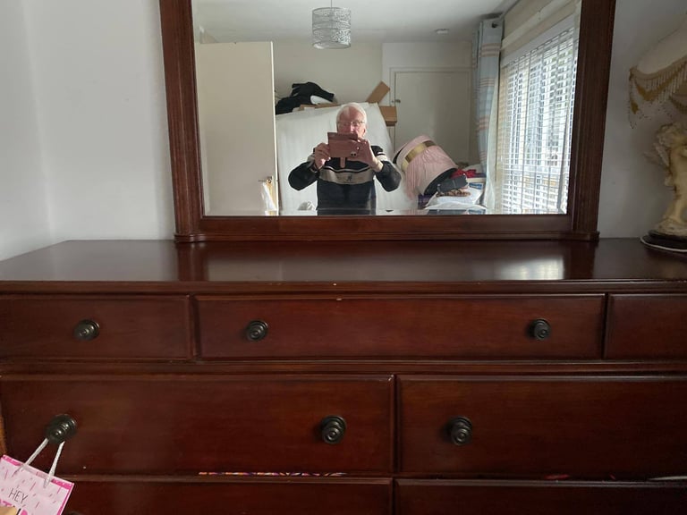 King size bed with matching dresser