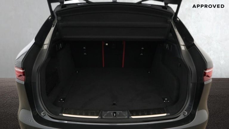 2023 Jaguar F-Pace 3.0 D300 AWD R-Dynamic HSE Black 5dr ESTATE Diesel Automatic