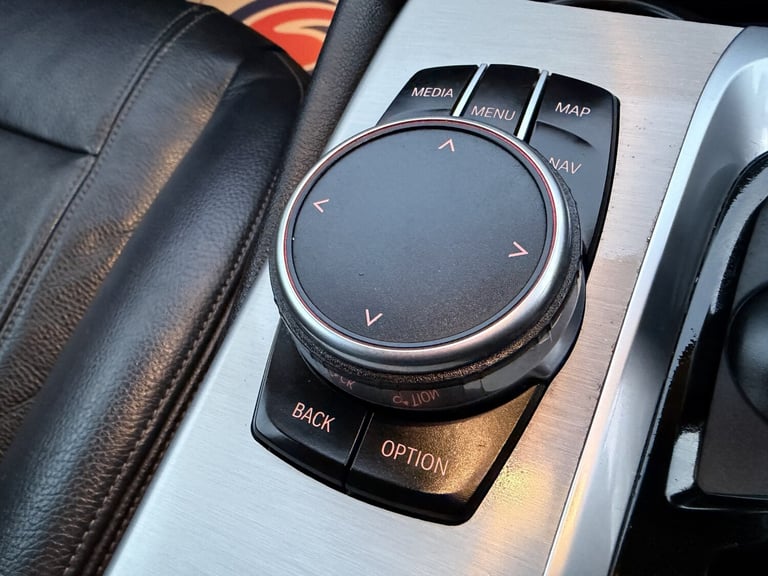 BMW 5 SERIES 2.0 530e SE Saloon 2018