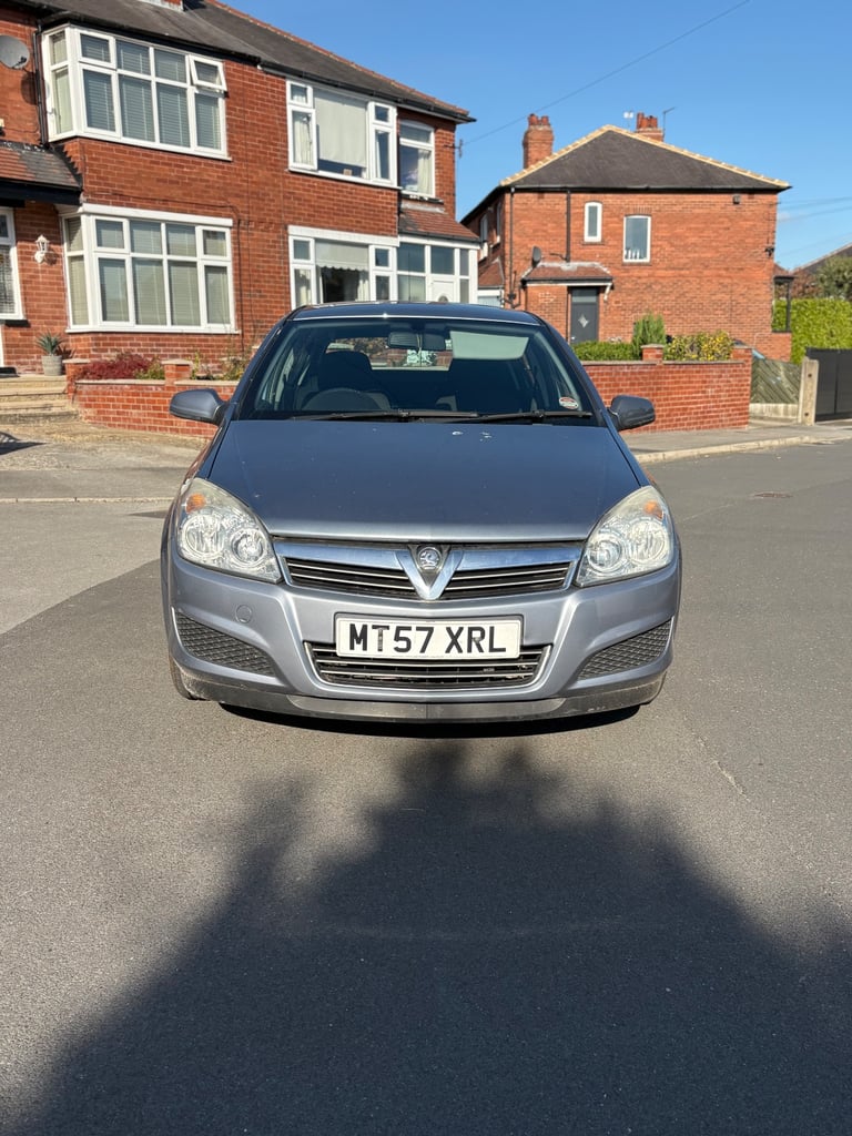 Cheap Vauxhall, ASTRA, Hatchback, 2008, Manual, 1598 (cc),5 doors for sale in Roundhay, West Yorkshire