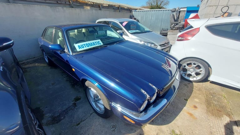 image for JAGUAR XJ 3.2 XJ8 2001