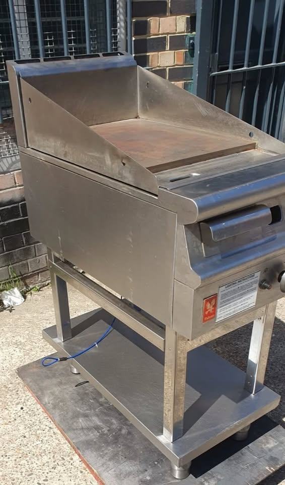 Falcon 40cm Natural Gas Griddle - Freestanding