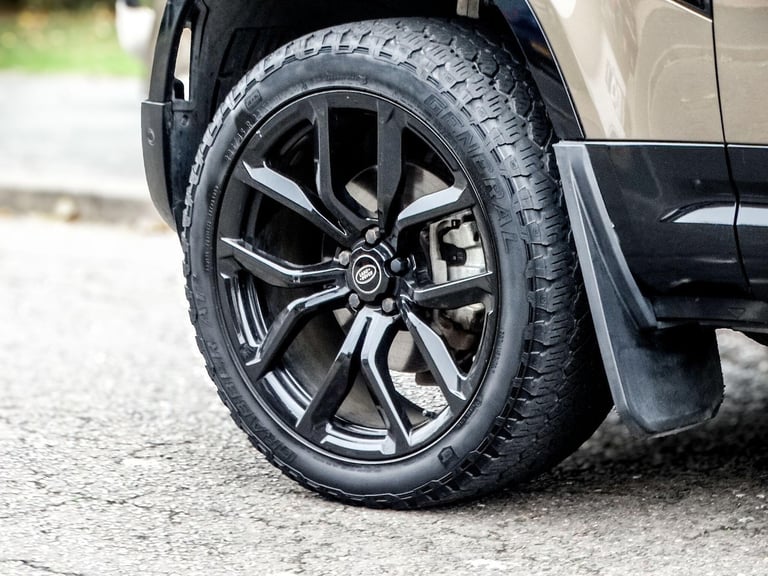 2024 Land Rover Defender 90 3.0 D250 MHEV Hard Top SUV Auto 4WD SWB Euro 6 (s/s) 3dr PANEL VAN Di...