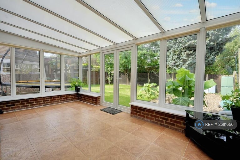 3 bedroom house in Cranborne Avenue, Maidstone, ME15 (3 bed) (#2681666)