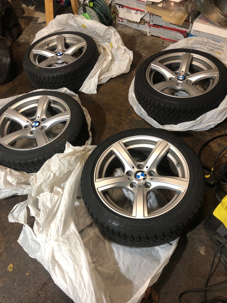 Genuine Bmw 290 Star Spoke wheels 17 inch Winter tyres