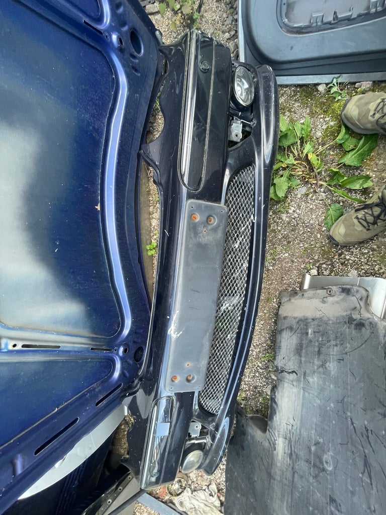 Mercedes w203 c class front sport bumper 2004-2007 saloon or estate breaking car