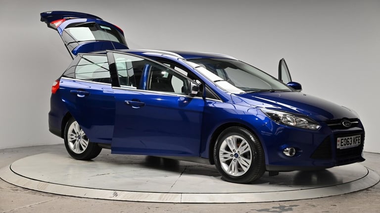 2013 Ford Focus 1.6 Titanium Navigator Powershift Euro 5 5dr ESTATE Petrol Automatic