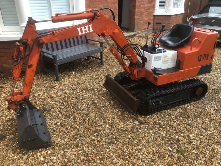 IHI 0.8ton mini digger for sale 