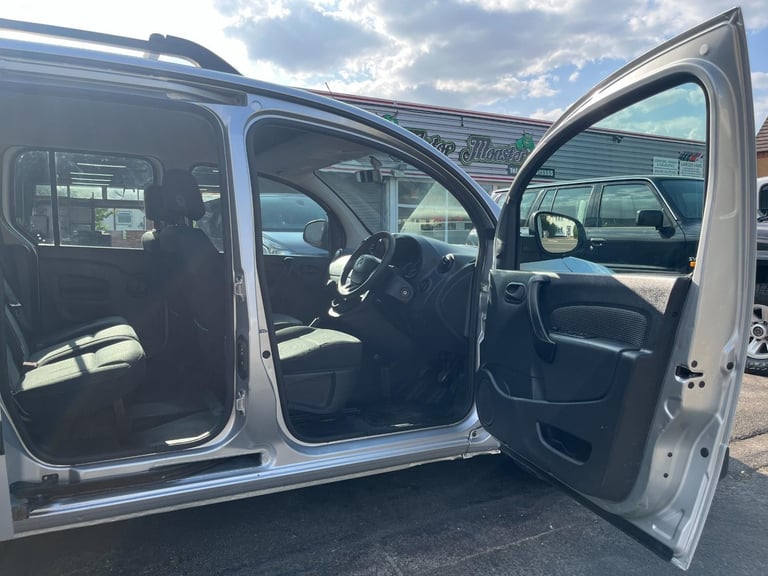 Mercedes-Benz Citan Citan 109 CDI Traveliner 5 Seats  DIESEL MANUAL 2017/17