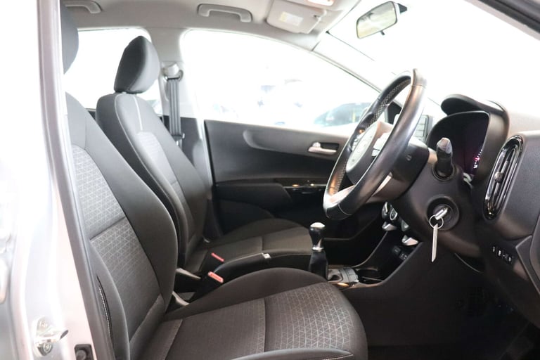 2017 Kia Picanto 1.0 Picanto 2 5dr Hatchback Petrol Manual