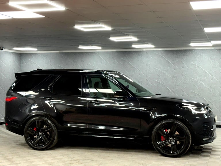 2021 Land Rover Discovery 3.0 D250 R-Dynamic S 5dr Auto TOWING PACK | HUGE SPEC ESTATE Diesel Sem...