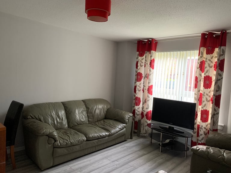 West End flat for rent 