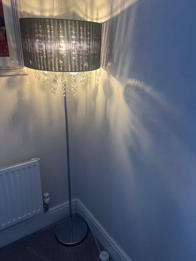 Black and crystal floor lamp 
