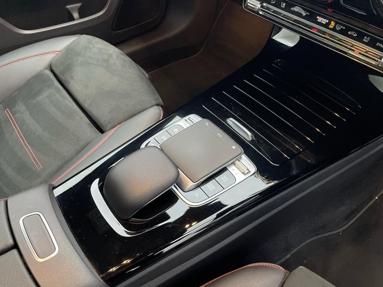 2019 Mercedes-Benz A-Class 1.3 A200 AMG Line (Premium Plus) Hatchback 5dr Petrol 7G-DCT Euro 6 (s...