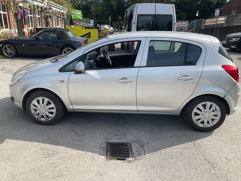 2010 Vauxhall Corsa 1.2i 16V [85] Exclusiv 5dr [AC] HATCHBACK Petrol Manual