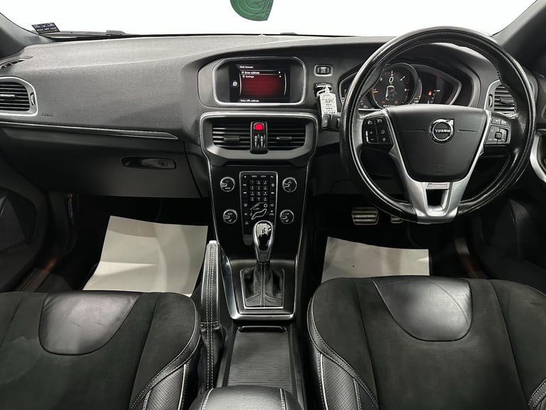 2017 Volvo V40 2.0 D2 R-Design Nav Plus Auto Euro 6 (s/s) 5dr HATCHBACK Diesel Automatic