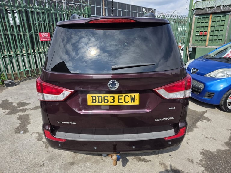 2013 Ssangyong Turismo 2.0 EX 5dr Tip Auto 4WD MPV Diesel Automatic