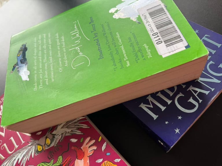 David Walliams 3-Book Collection - The Midnight Gang, Awful Auntie, Bad Dad