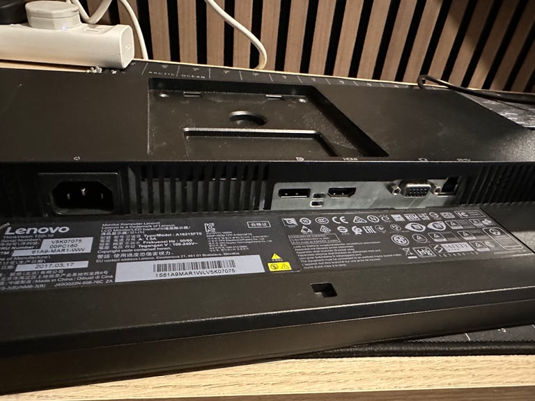 Lenovo Monitor T22i-10