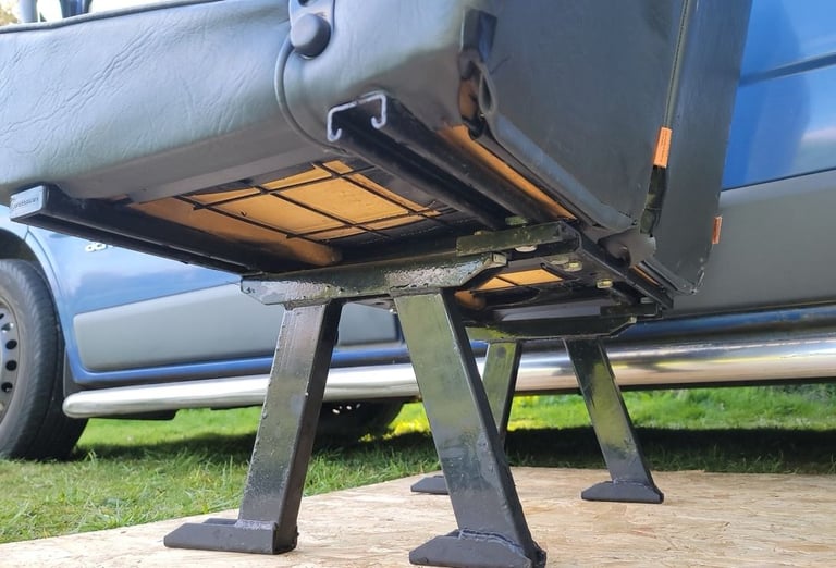 image for Renault Traffic Double Van Seats (no headrest) 