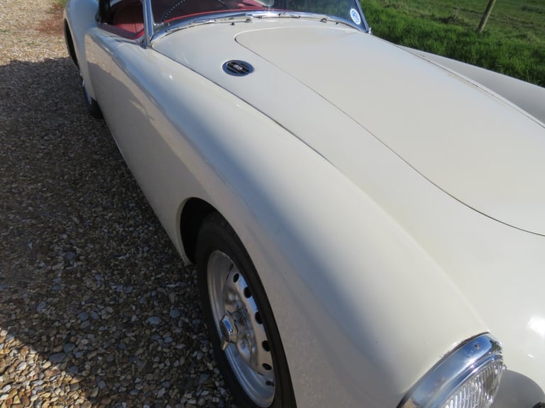 1959 MG MGA ROADSTER Convertible Petrol Manual