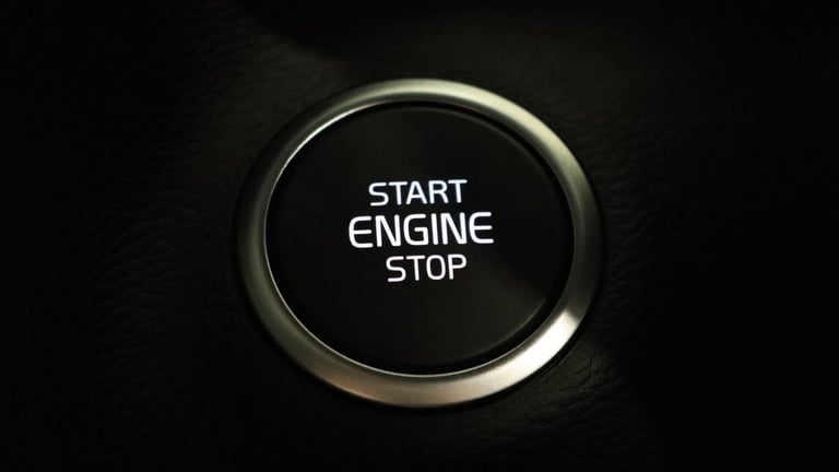 2025 Volvo XC40 B4 (P) Ultra Black Edition (Sunroof, Harman Kardon, 360 Camera) ESTATE Petrol/Ele...