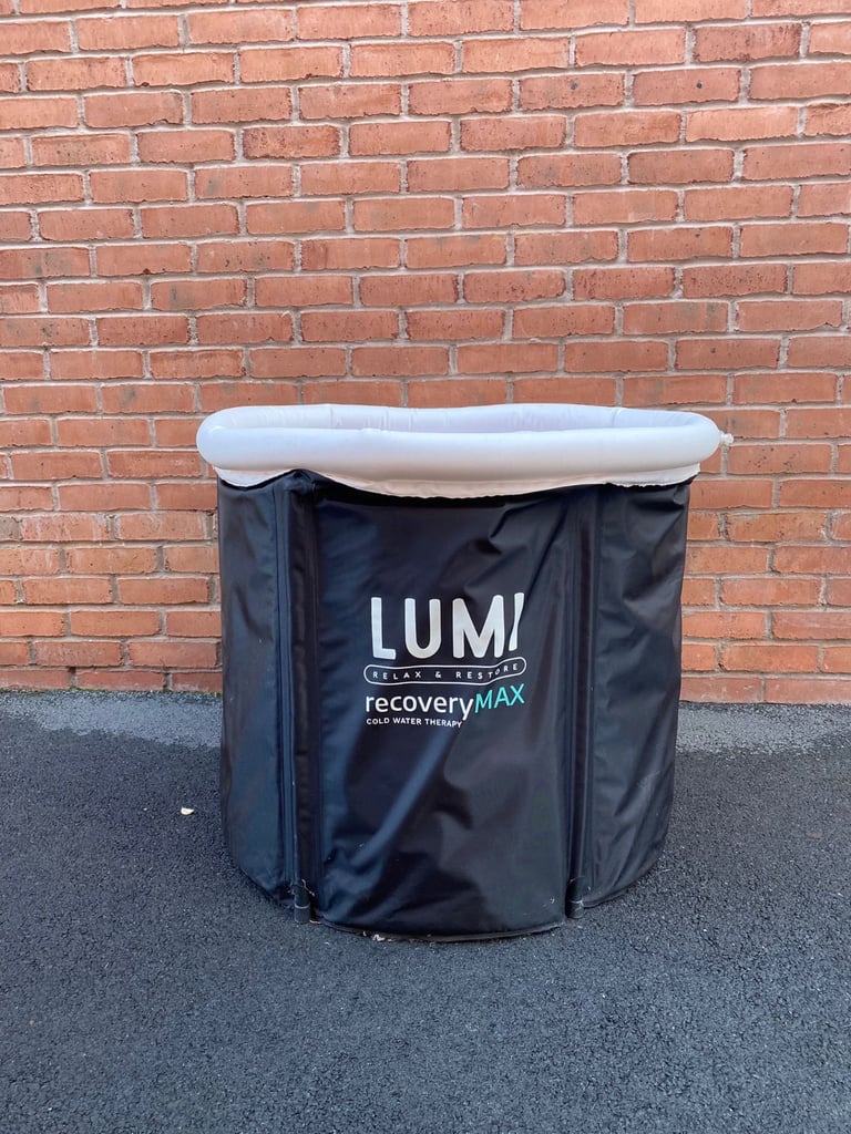 LUMI Recovery Ice Bath