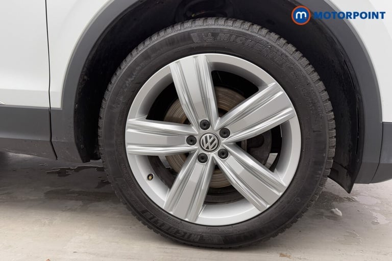 2020 Volkswagen Tiguan 2.0 TDi 190 4Motion SEL 5dr DSG SUV Diesel Automatic