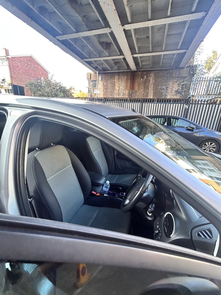 Ford, FOCUS, Estate, 2010, Other, 1596 (cc), 5 doors