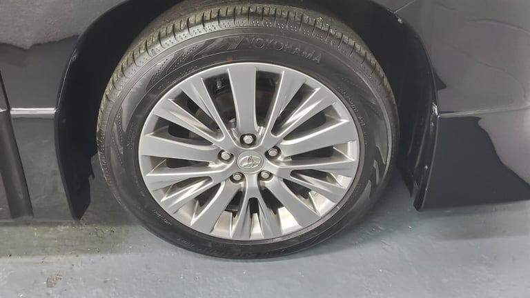  Toyota vellfire golden eyes II 3.5cc auto sunroofs 7 seats only 39k miles 2014