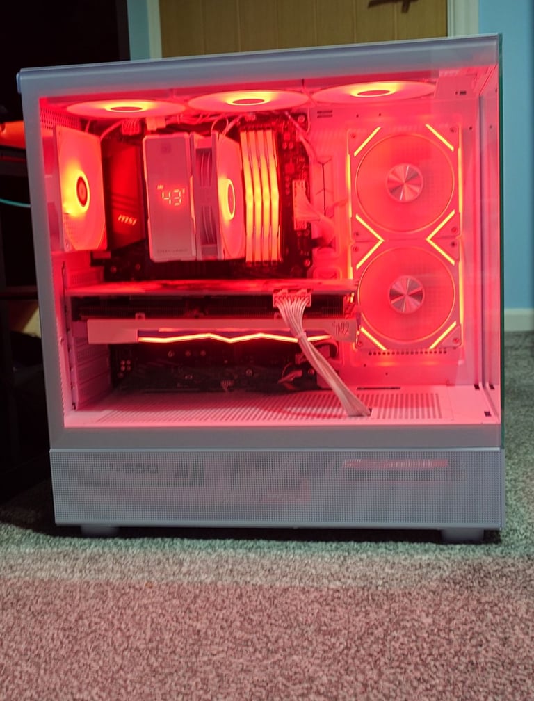 Crazy fast Stunning Custom Gaming PC for sale | RX 6800XT | Ryzen 7 3800X | 32GB RAM | 512GB NVMe