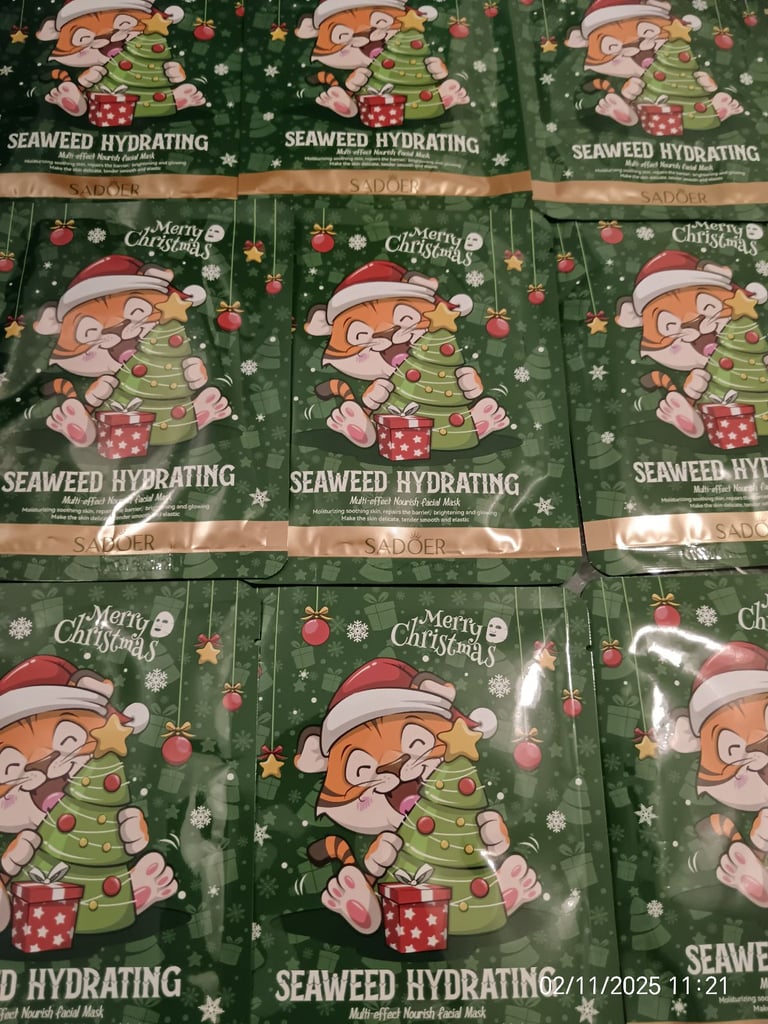 image for Christmas face masks, pack of 10, seaweed hydrating sheet masks, 
