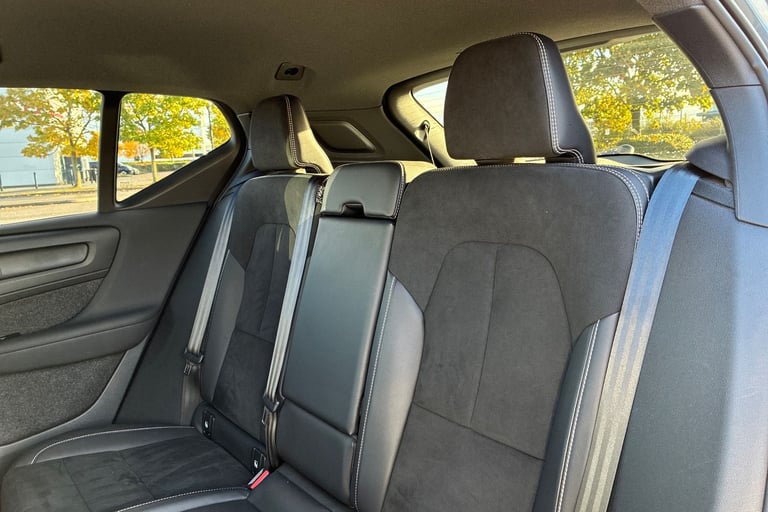 2021 Volvo XC40 92673 Estate Petrol Automatic