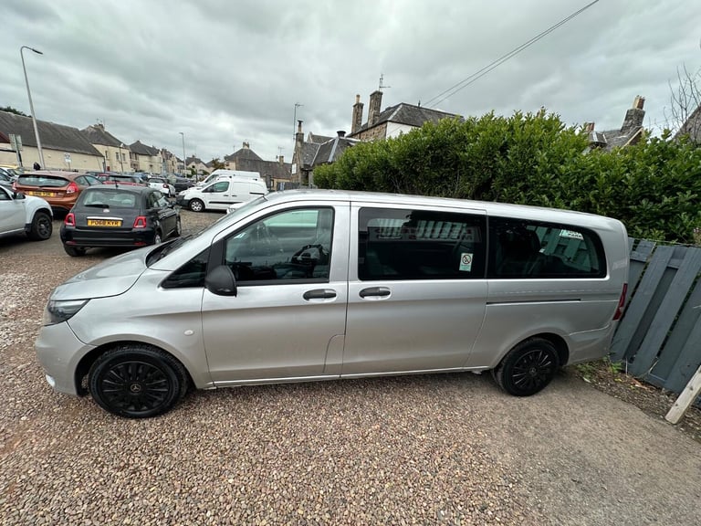 ULEZ COMPLIANT MERCEDES-BENZ VITO AUTOMETIC 9 SEATER