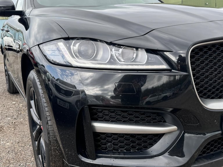 2019 Jaguar F-Pace 2.0d R-Sport 5dr Auto ESTATE DIESEL Automatic
