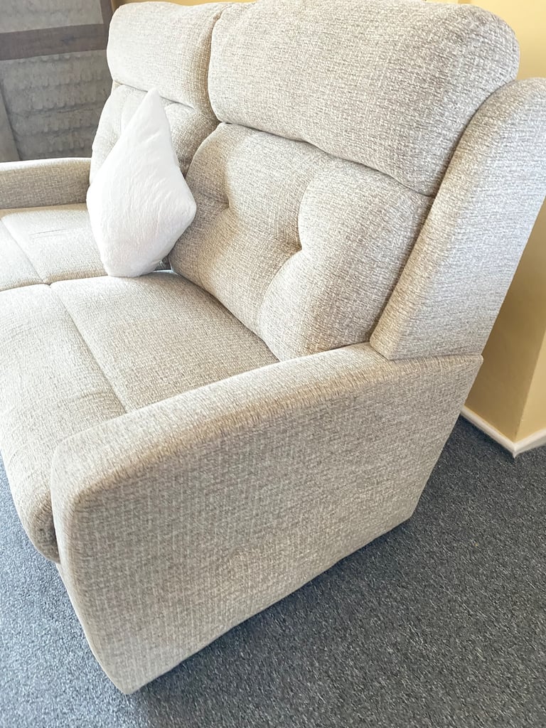 2 SEATER SOFA VGC - DELIVERY AVAILABLE 