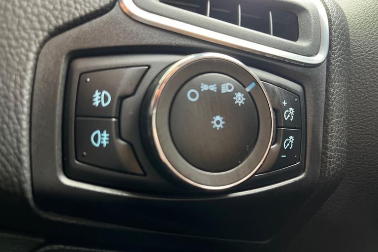 2013 Ford Focus 2.0T ST-3 5dr HATCHBACK PETROL Manual