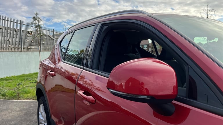 2020 Volvo XC40 Momentum B4 AWD mild hybrid ESTATE Petrol/Electric Hybrid Automatic