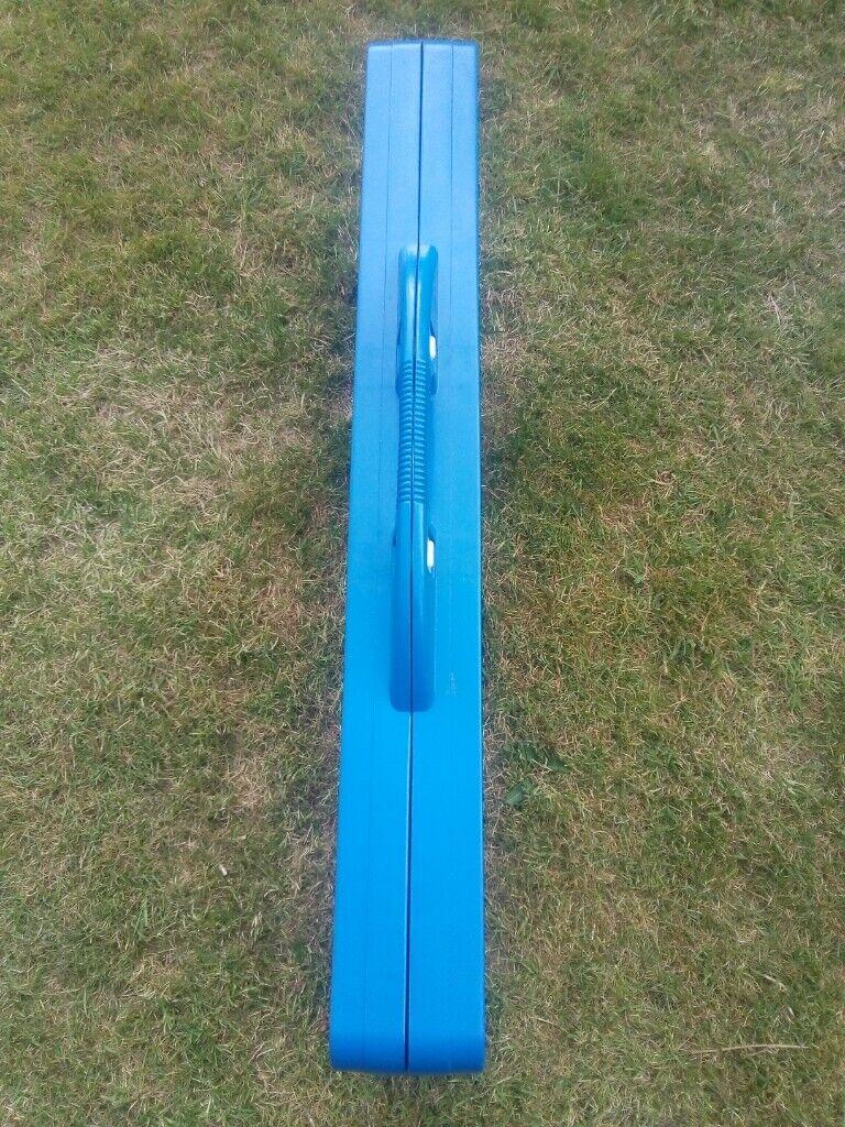 FOLDING CAMPING TABLE AND CHAIRS