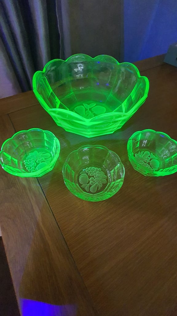 Uranium glass fruit bowl and 3 dishes 