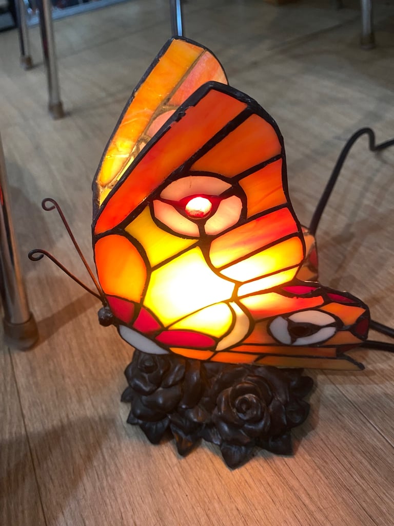 Lovely butterfly lamp - £3 (Wallisdown)