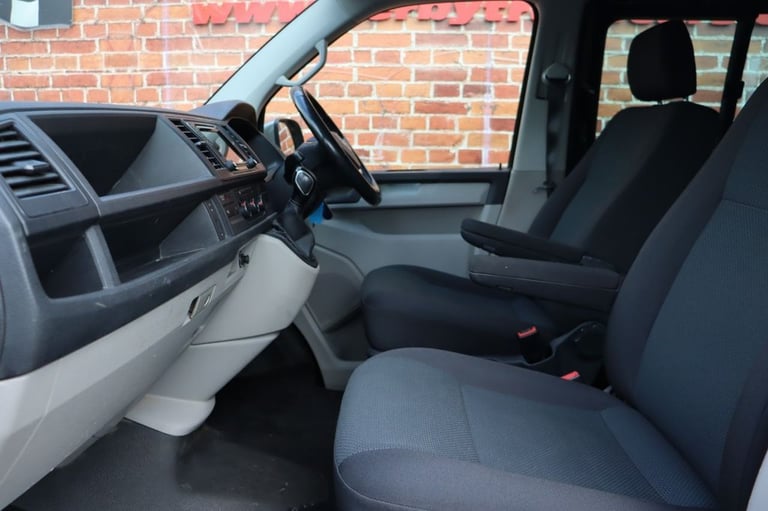 2017 17 VOLKSWAGEN TRANSPORTER 2.0 BITDI T32 BLUEMOTION TECH WINDOW VAN 4DR DIES