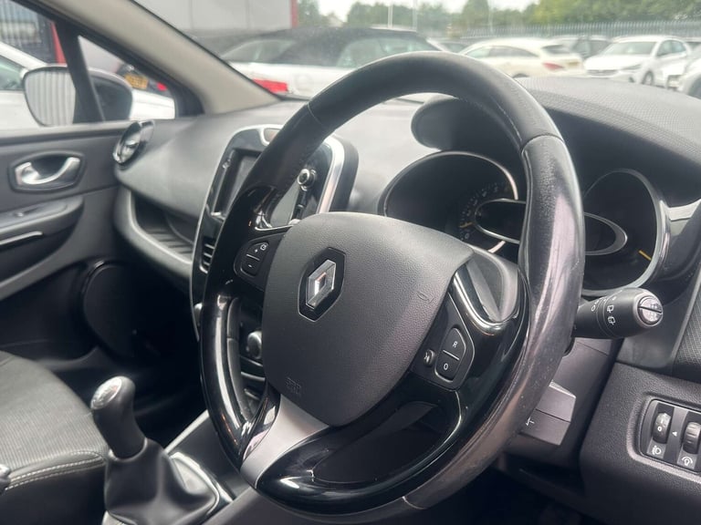 2015 Renault Clio 0.9 TCe Dynamique Nav Hatchback 5dr Petrol Manual Euro 6 (s/s) (90 ps) Hatchbac...