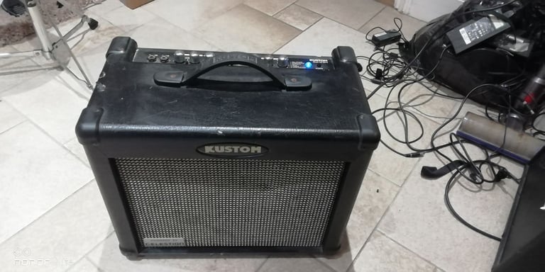 image for Kustom Guitar Amp, dual 35 DFX