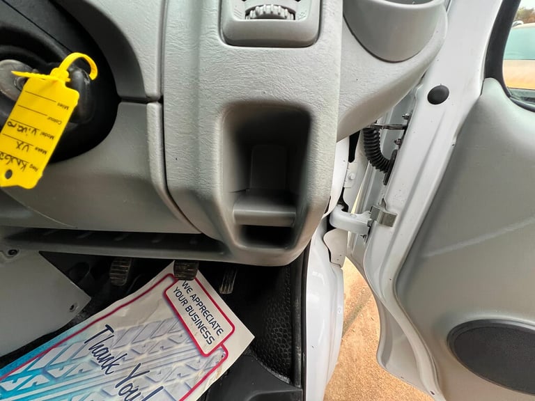 2010 Vauxhall Vivaro 2.0 2700 CDTi Panel Van 4dr Diesel Manual FWD L1 (215 g/km, 113 bhp) Panel V...