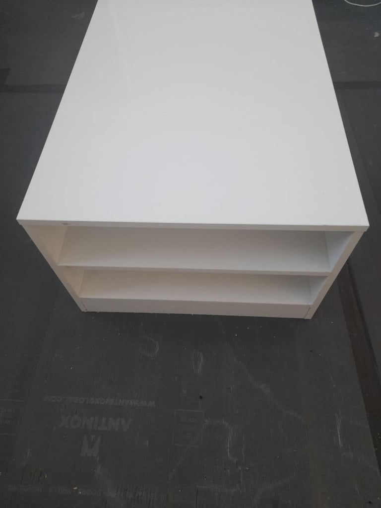 white gloss coffee table with 2 drawers