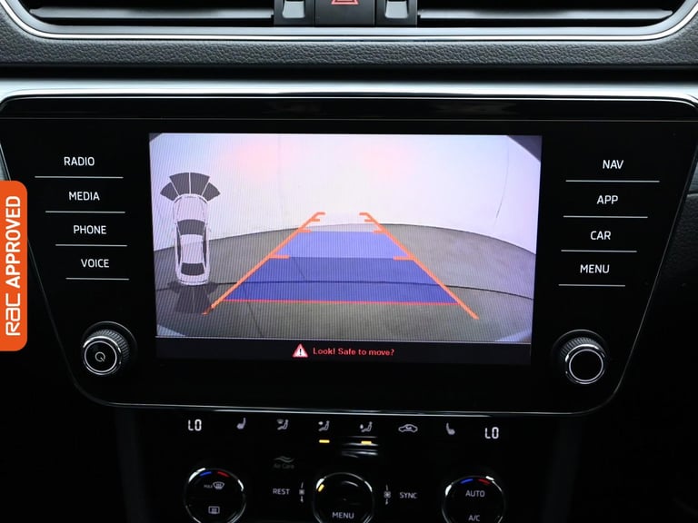 2020 Skoda Superb 2.0 TDI SE Technology Estate 5dr Diesel DSG Euro 6 (s/s) (150 ps) Estate DIESEL...