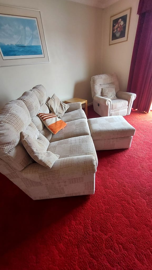image for Suite with footstool